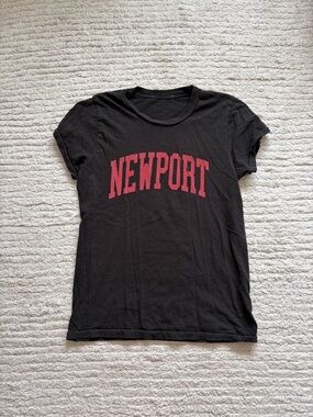 brandy melville newport tee